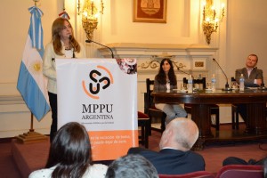 Se realizó una conferencia sobre la fraternidad y el respeto a las diferentes ideas en ámbitos de la política